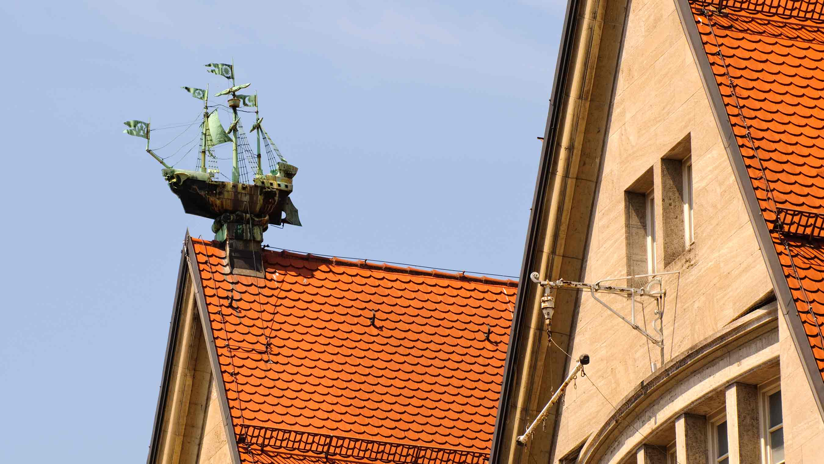bausachverstaendiger_muenchen_gutachter_schaedlinge_Steildach1